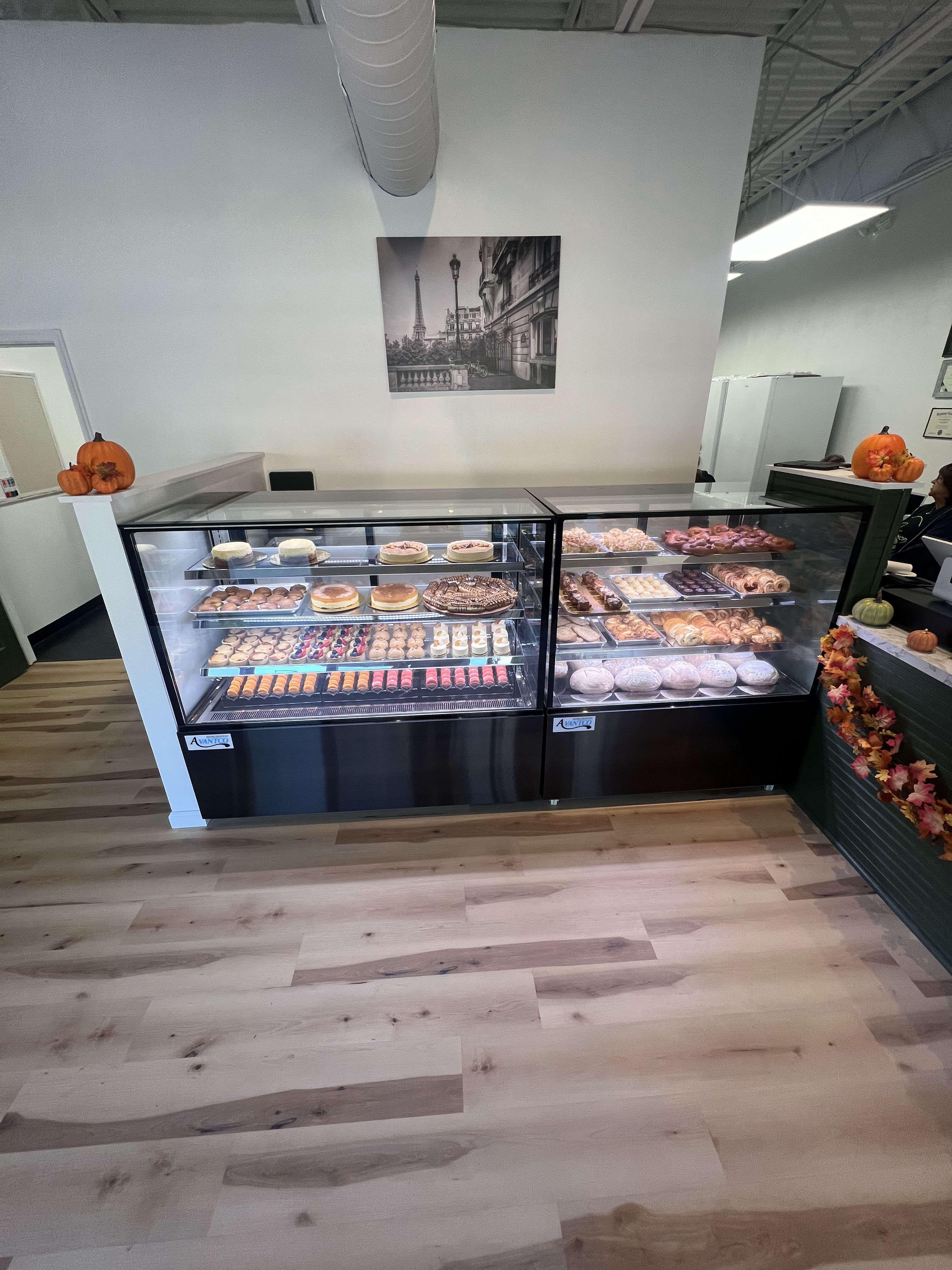 Zax Bakeshop Interior